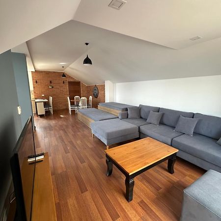 Vila Topciu Pogradec Extérieur photo