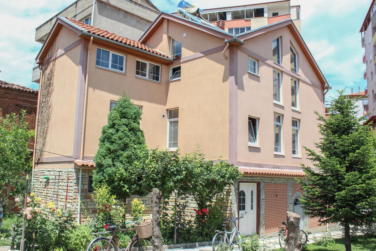 Vila Topciu Pogradec Extérieur photo